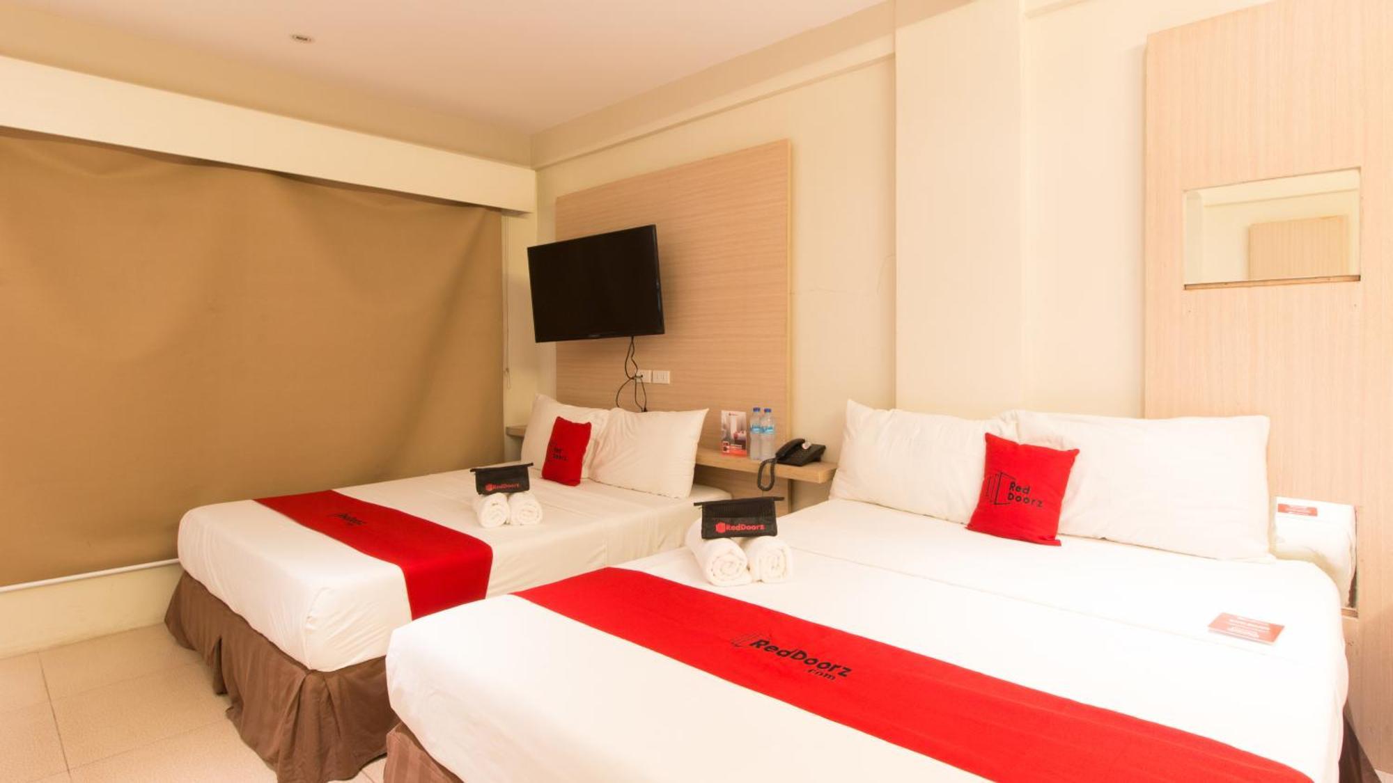 Reddoorz @ General Segundo Avenue Laoag Hotel Luaran gambar