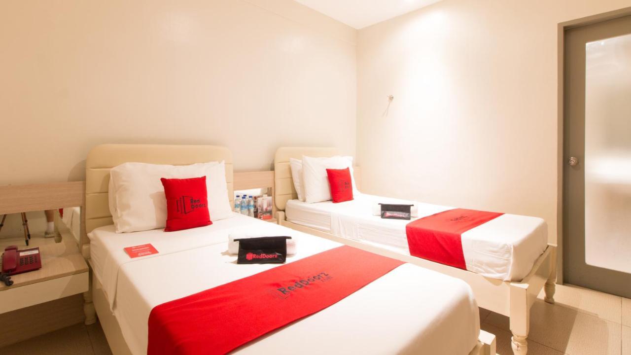 Reddoorz @ General Segundo Avenue Laoag Hotel Luaran gambar